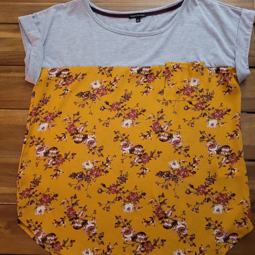 Violet & Roses top Sz L